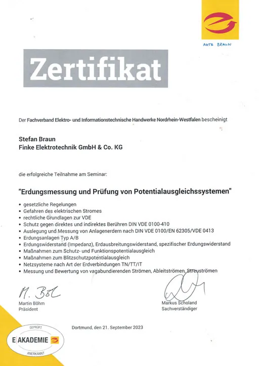 Download PDF-Datei: Qualifikation